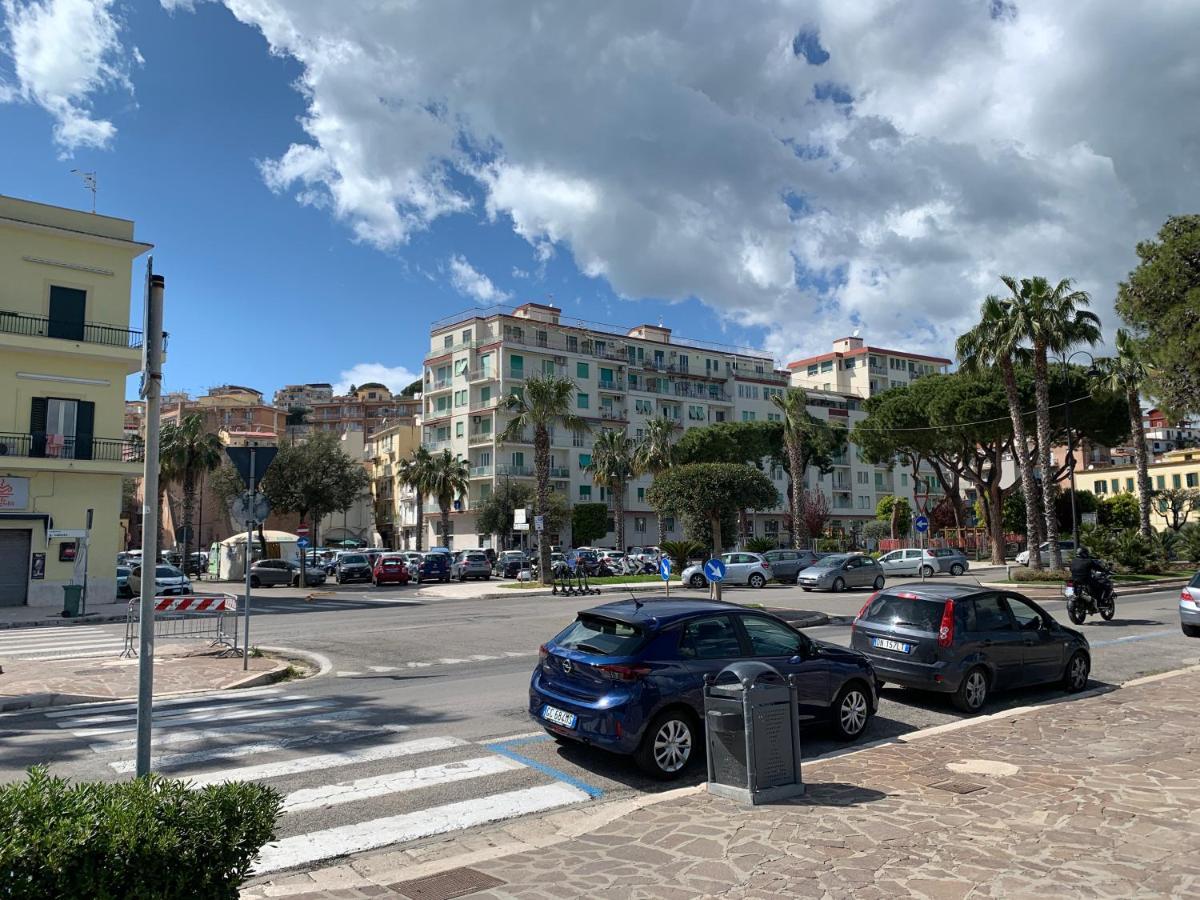 Casetta Blue House Gaeta Via Dell'Indipendenza Exterior photo